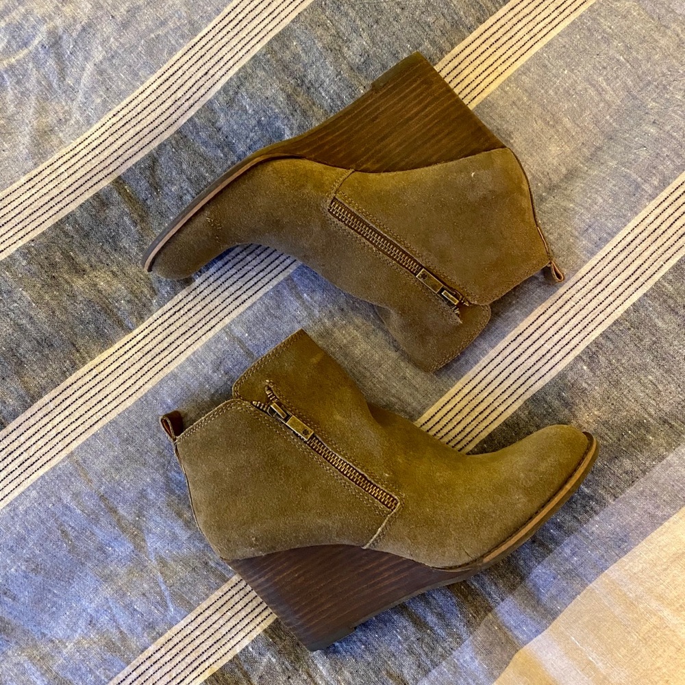 LUCKY BRAND wedge booties